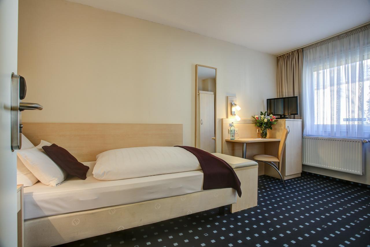 Rhein Neckar Hotel MHG Esterno foto